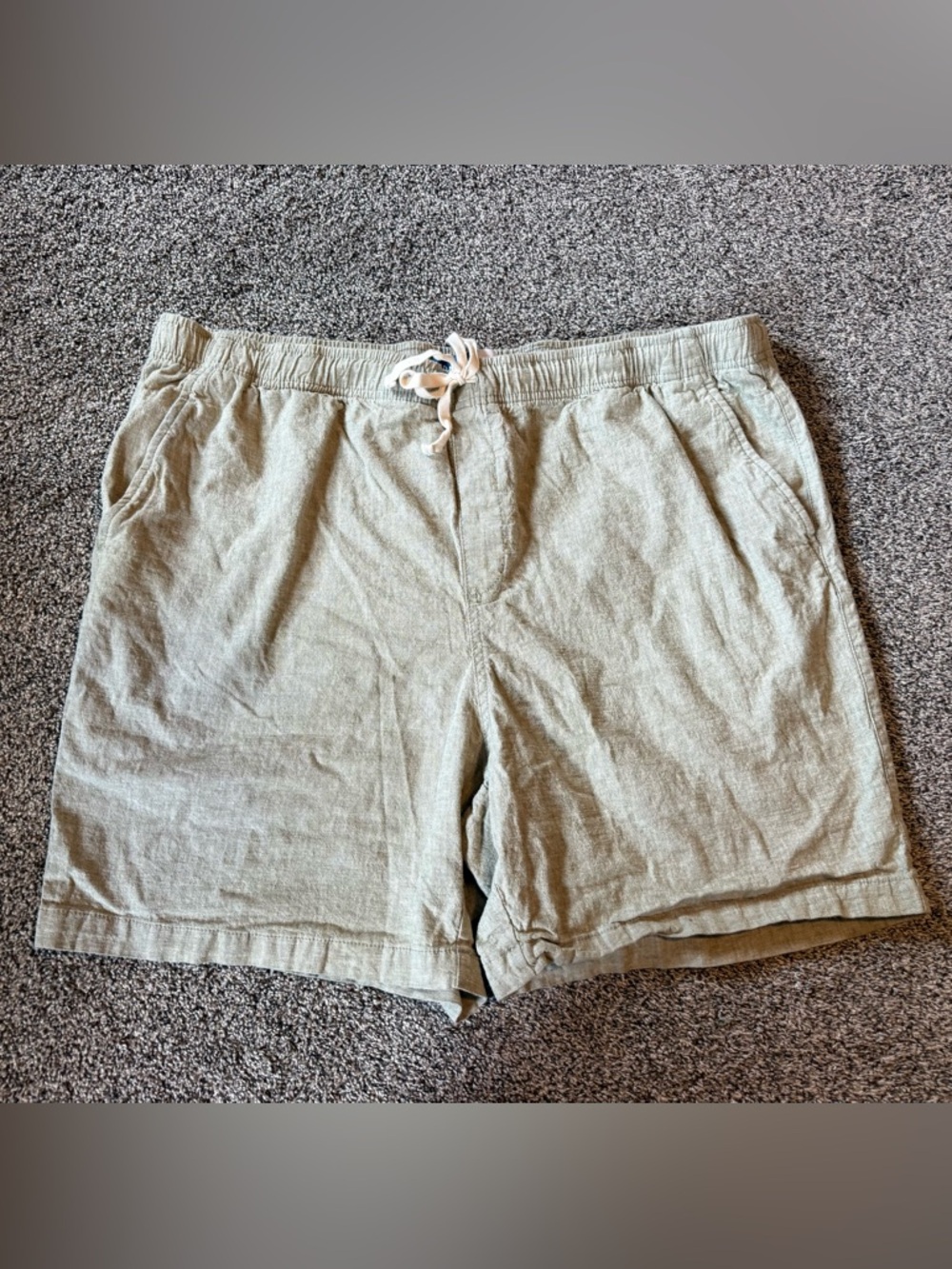 Light Green Linen-Blend Drawstring Shorts